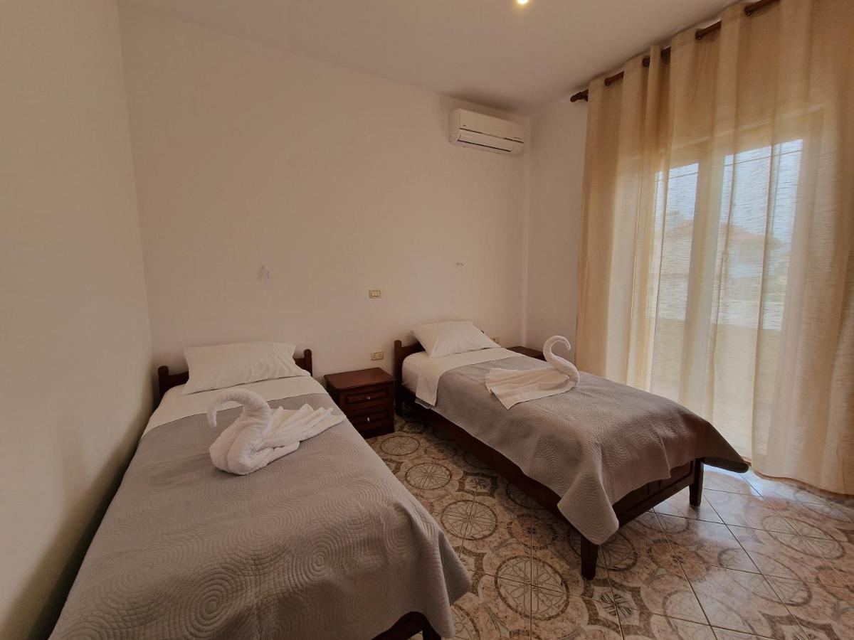 Doni Apartments Ksamil Exterior photo